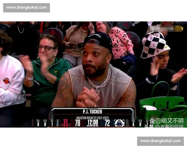 火箭队迎战快船激战不断 关键时刻谁能脱颖而出决定胜负